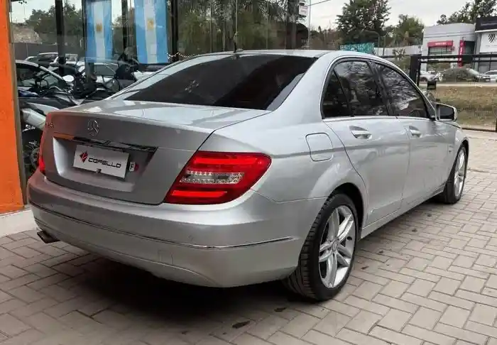 Mercedes-Benz Clase C  2012 - foto 4