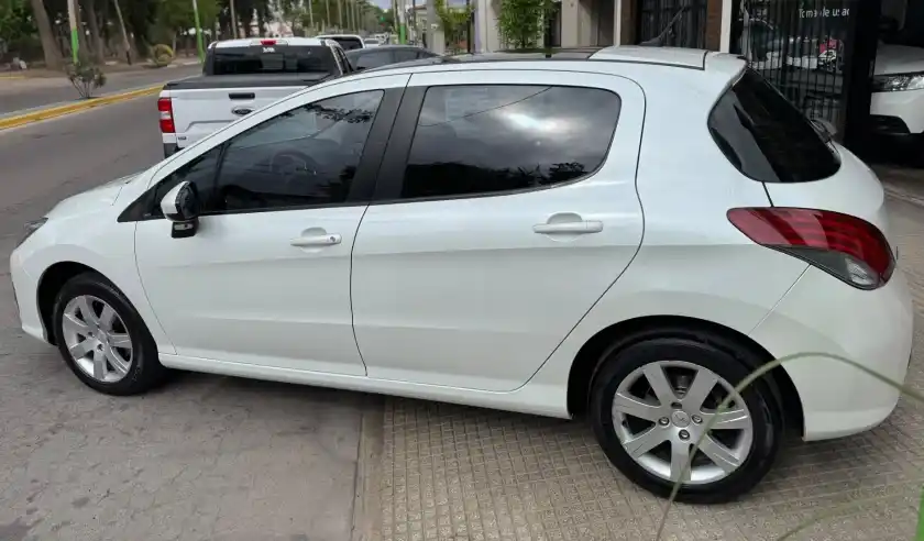 Peugeot 308  2016 - foto 2