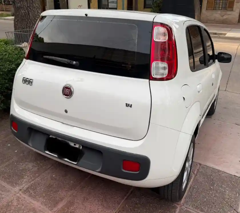 Fiat Uno Evo  2012 - foto 2