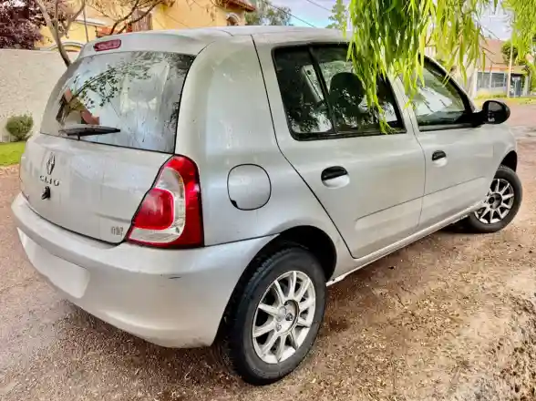 Renault Clio  2014 - foto 2