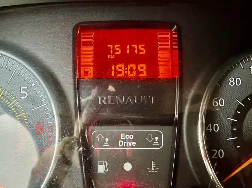 Renault Clio  2014 - foto 4