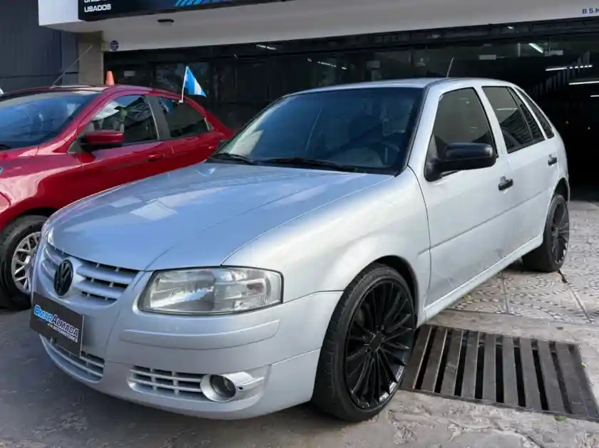 Volkswagen Gol  2012 - foto 1