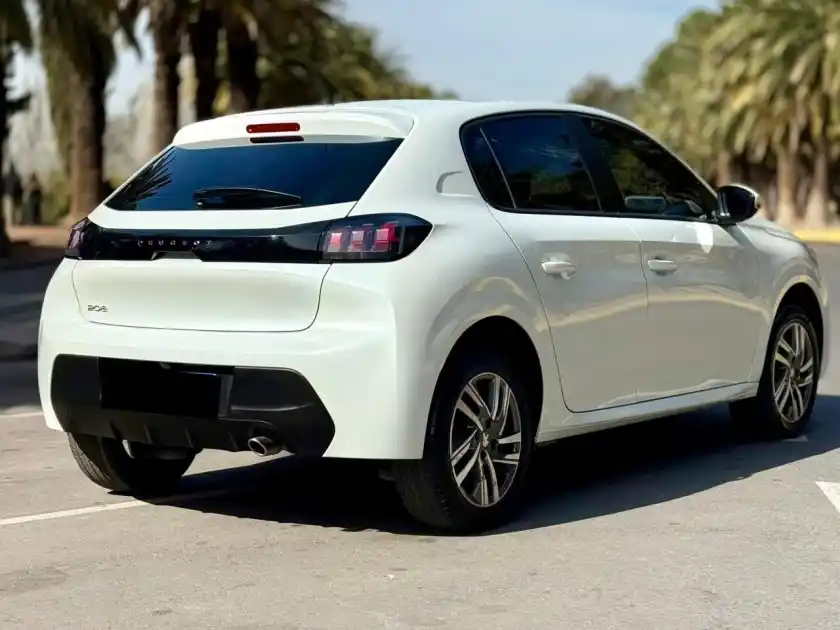 Peugeot 208  2023 - foto 4