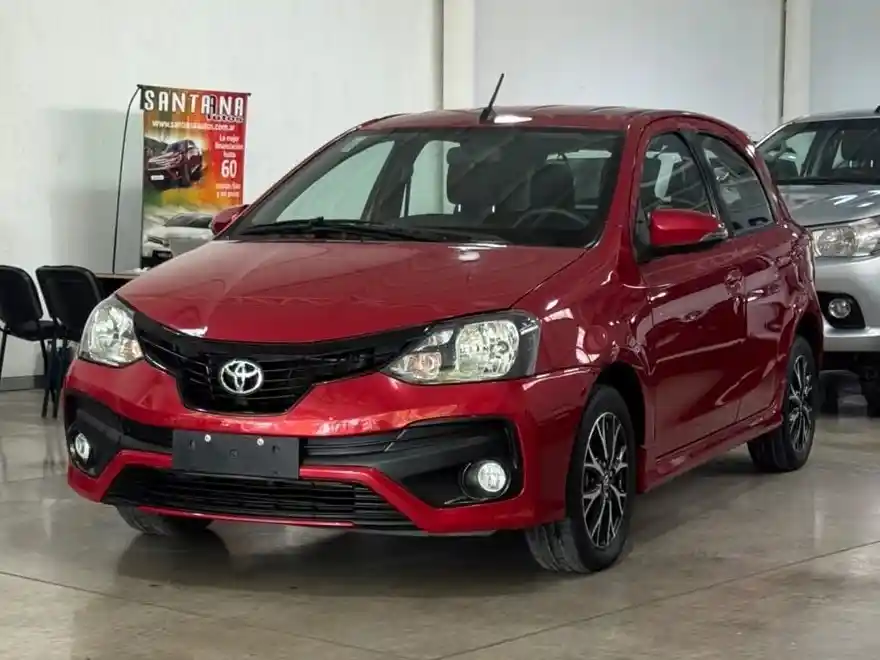 Toyota Etios  2021 - foto 1
