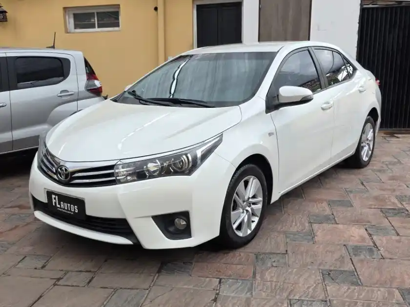 Toyota Corolla  2015 - foto 1