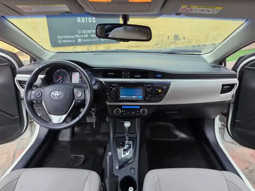 Toyota Corolla  2015 - foto 5