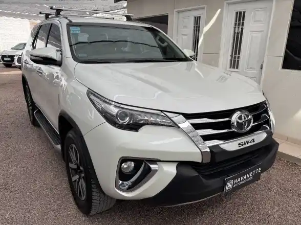 Toyota Hilux Sw4  2017 - foto 2