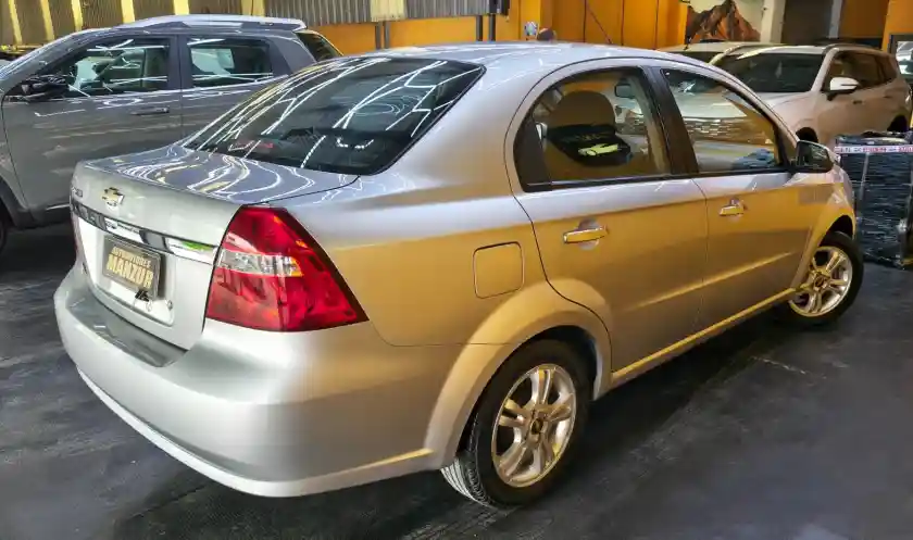 Chevrolet Aveo  2013 - foto 4