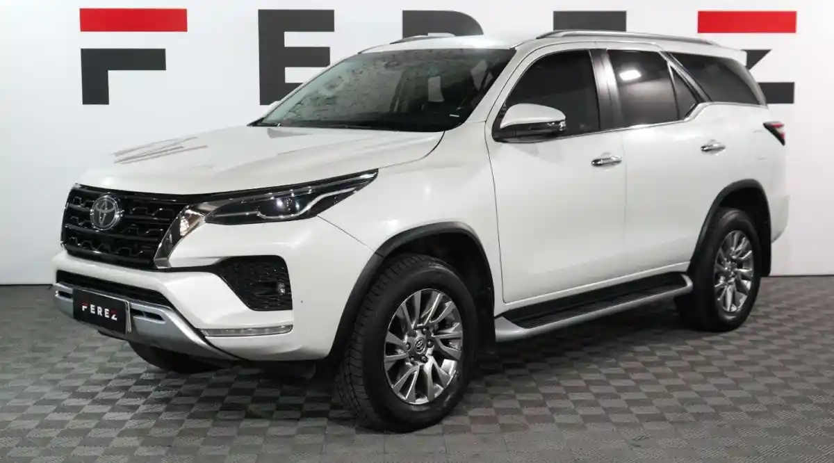 Toyota Hilux Sw4  2021 - foto 1