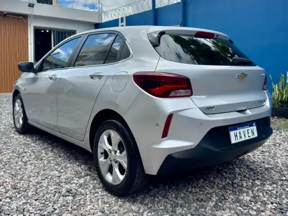 Chevrolet Onix  2021 - foto 3