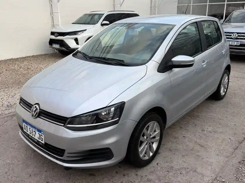 Volkswagen Fox  2018 - foto 1