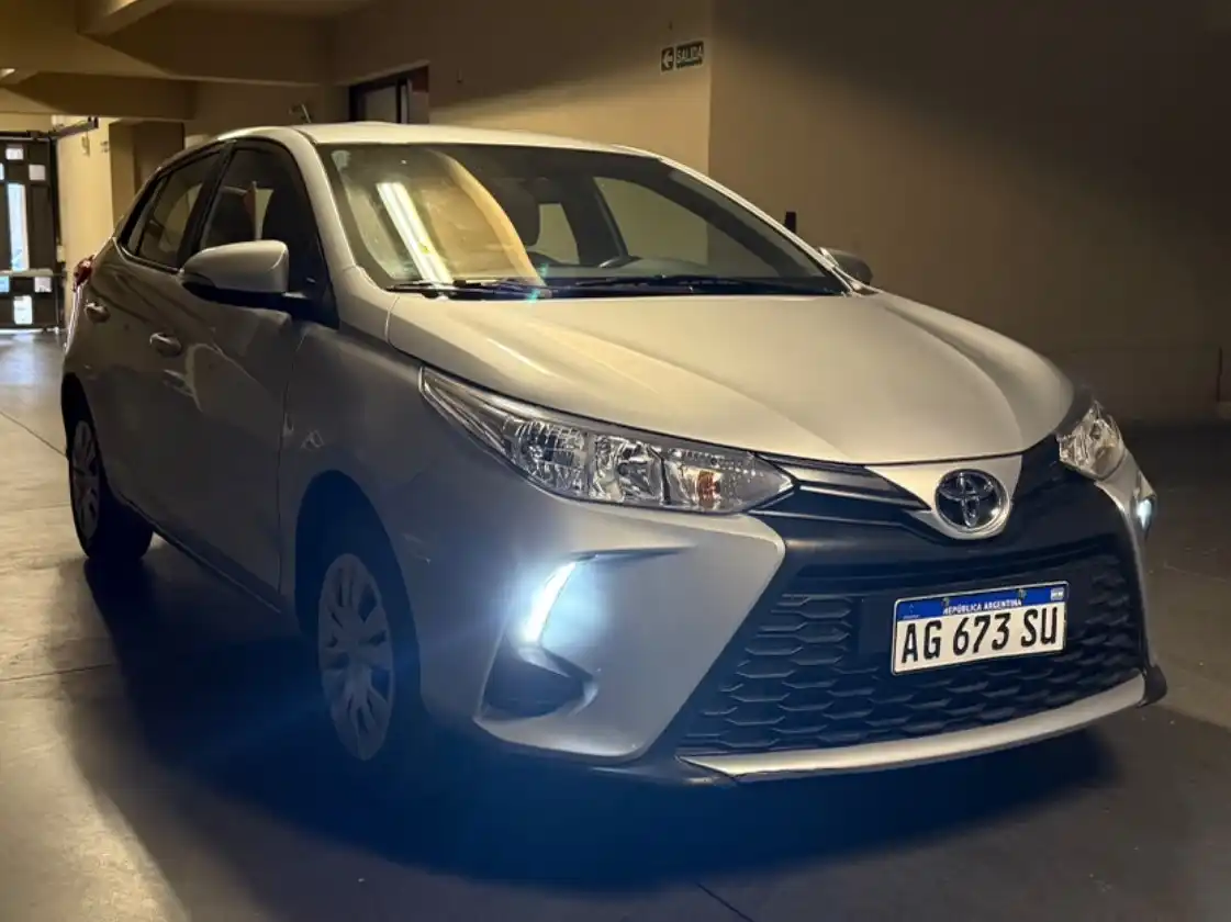 Toyota Yaris  2024 - foto 2