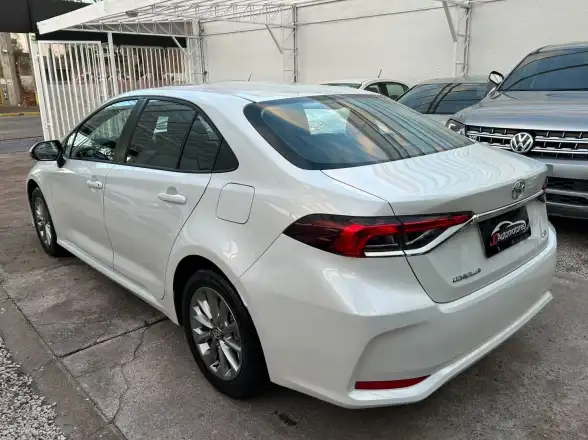 Toyota Corolla  2023 - foto 3