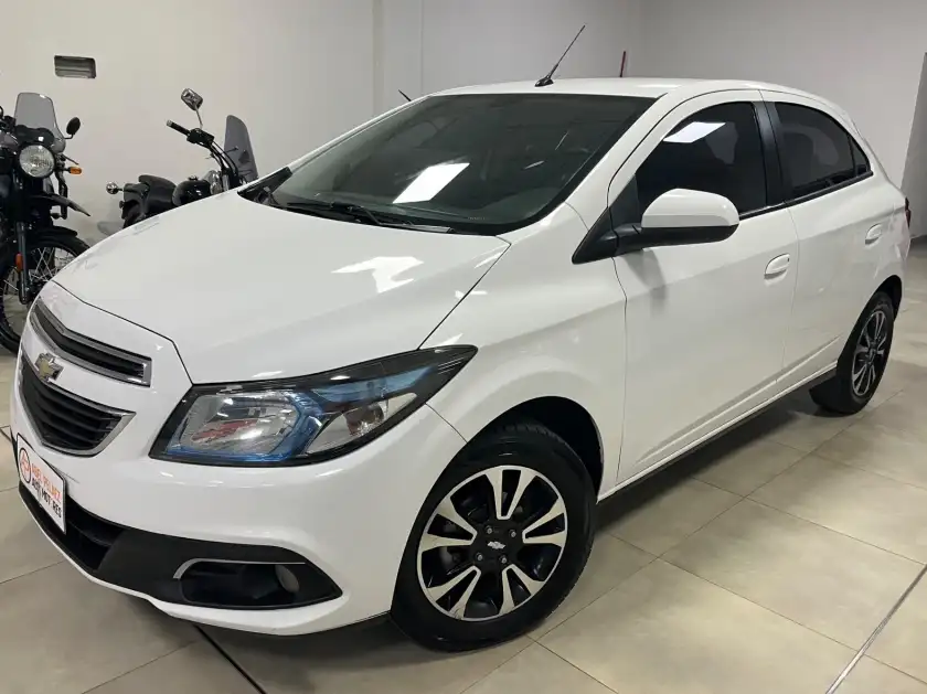 Chevrolet Onix  2013 - foto 1