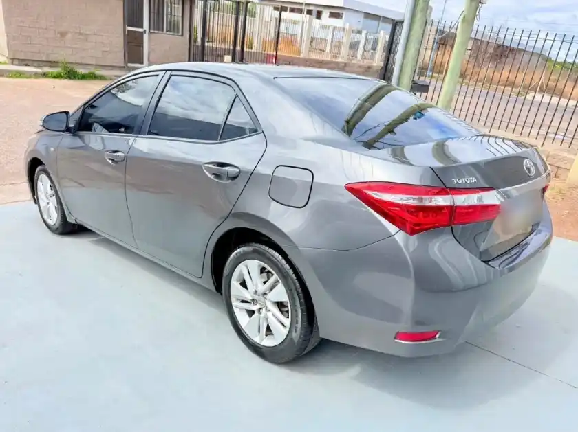 Toyota Corolla  2017 - foto 2