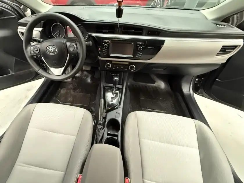 Toyota Corolla  2017 - foto 4