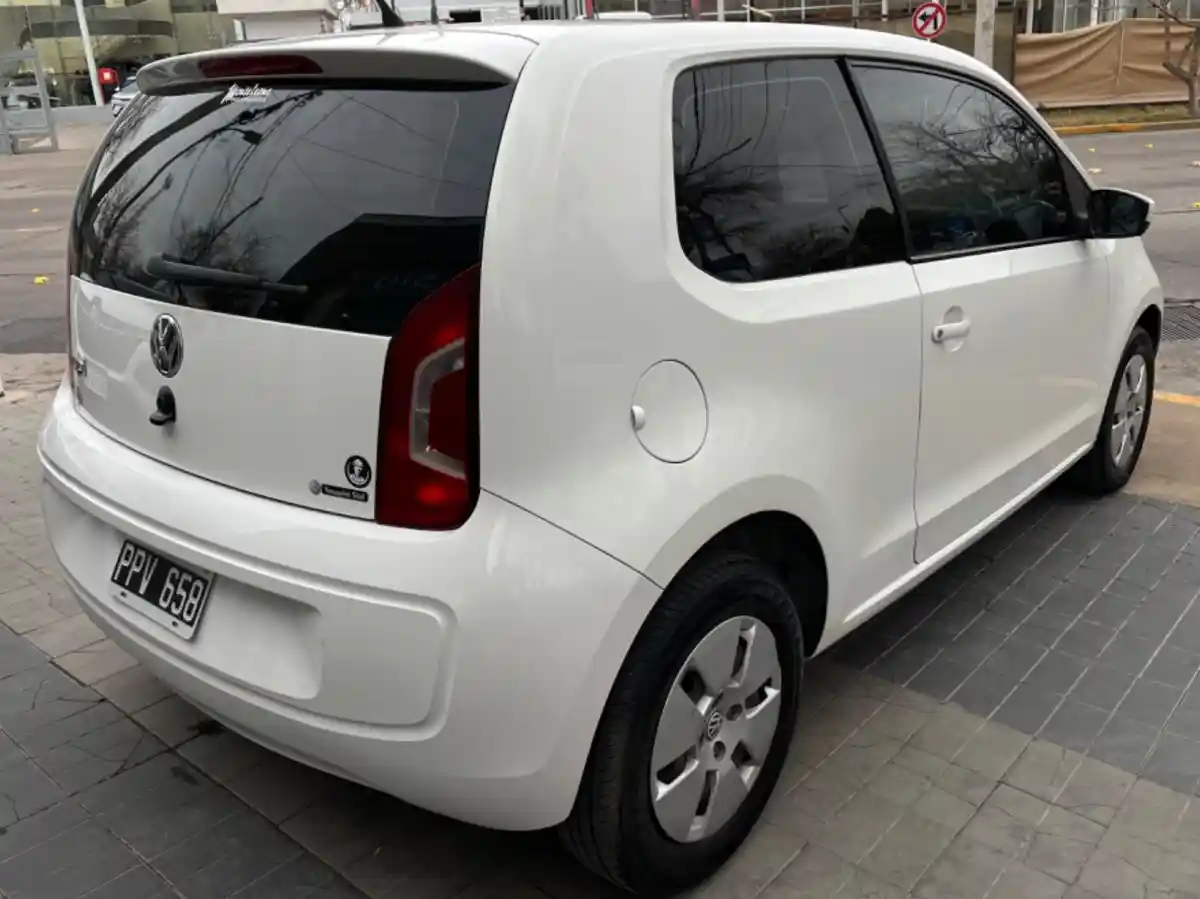 Volkswagen Up  2016 - foto 3