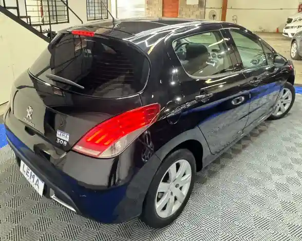 Peugeot 308  2017 - foto 2