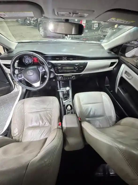 Toyota Corolla  2014 - foto 3