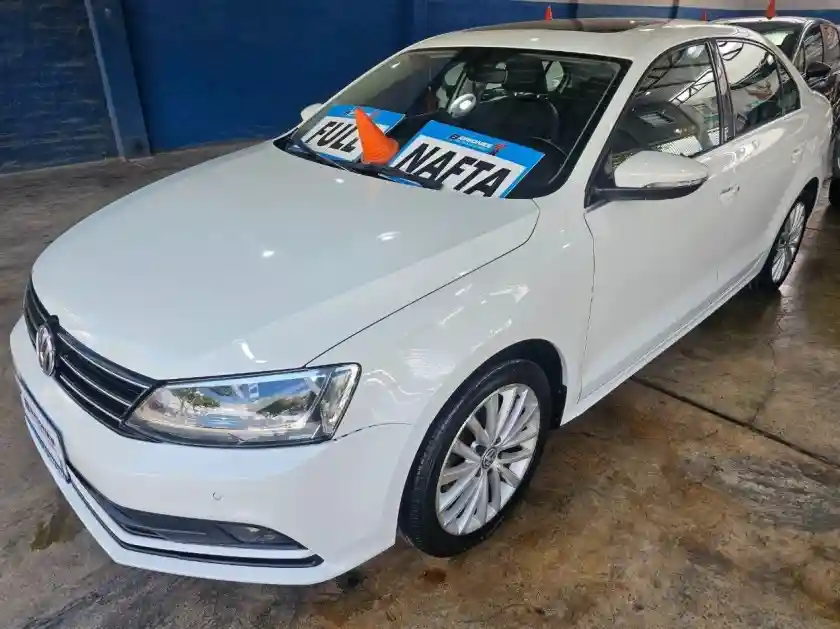 Volkswagen Vento  2017 - foto 1