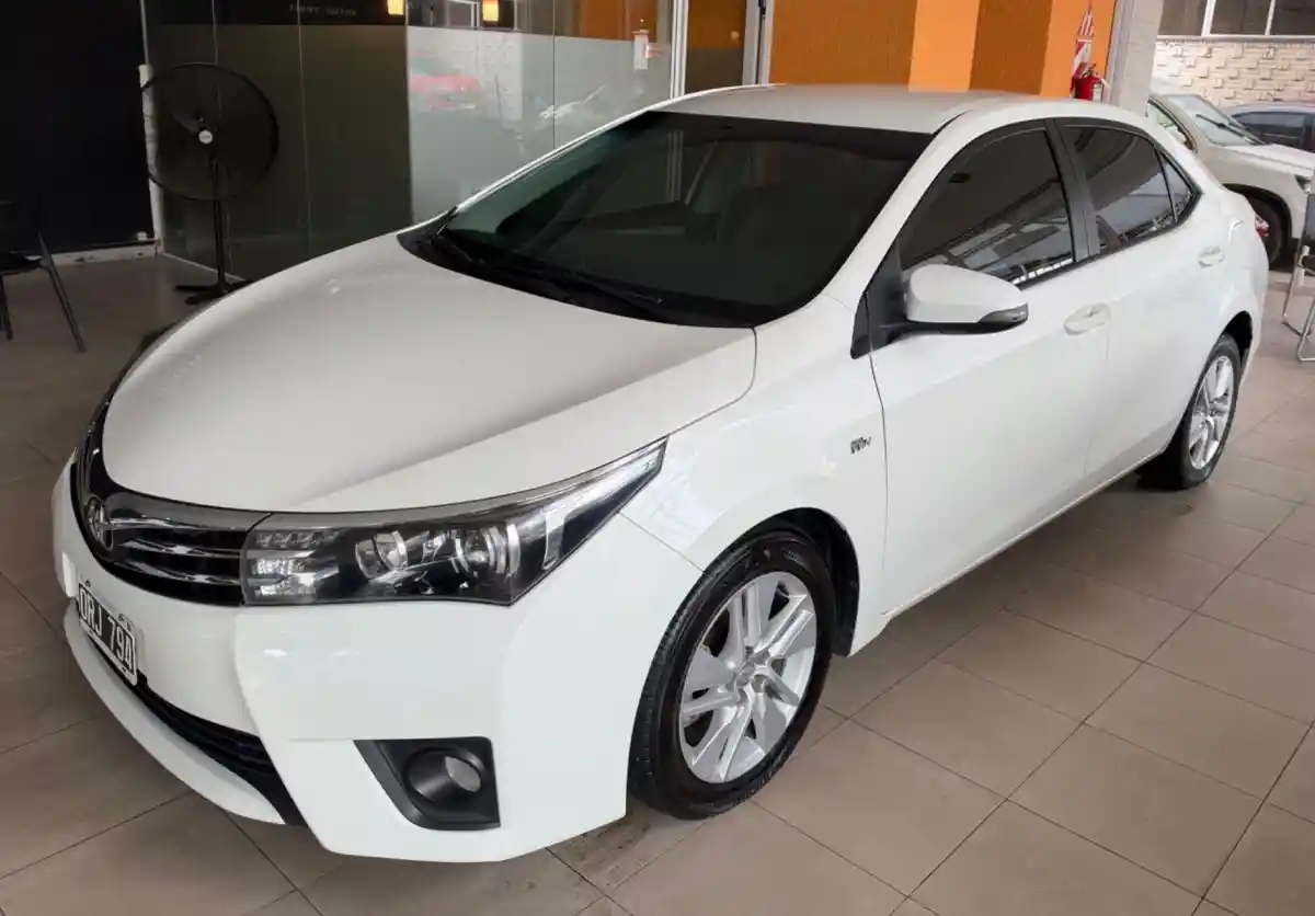Toyota Corolla  2015 - foto 1
