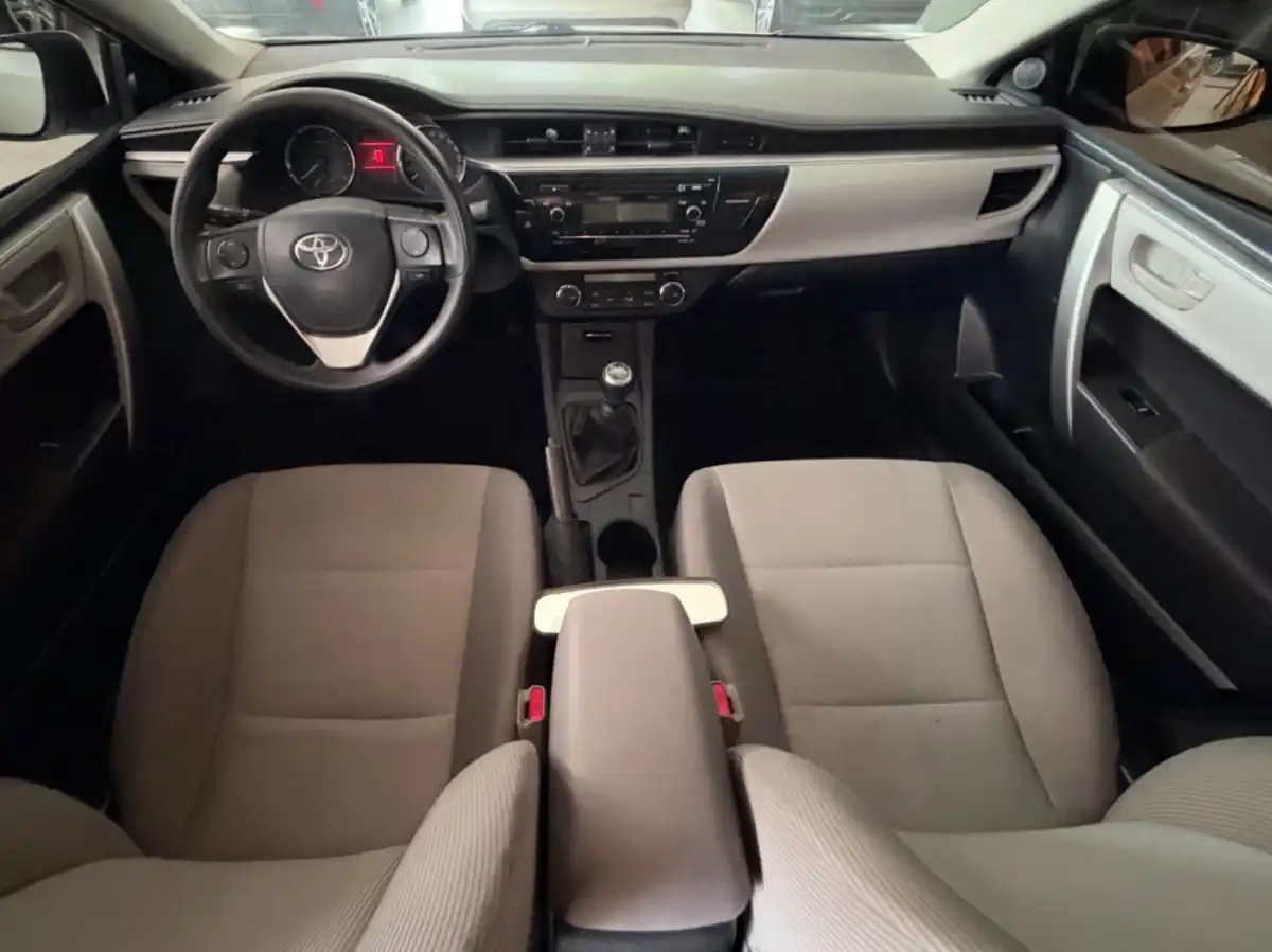 Toyota Corolla  2015 - foto 5