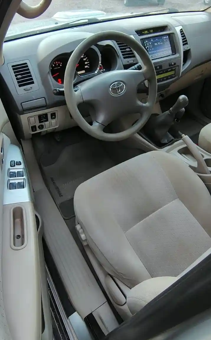Toyota Hilux Sw4  2007 - foto 5