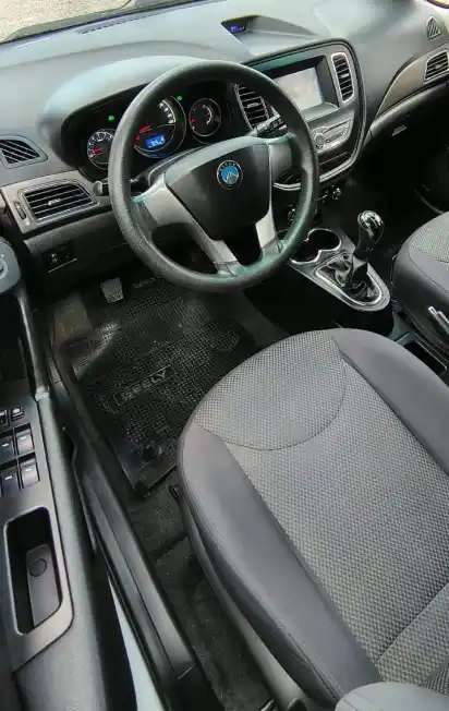 Geely 515  2017 - foto 5