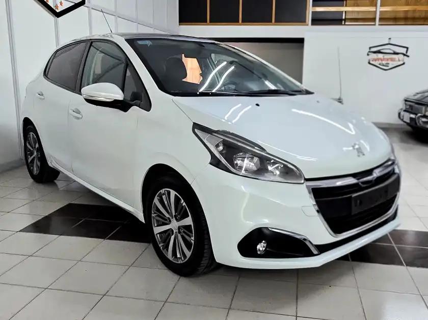 Peugeot 208  2017 - foto 2