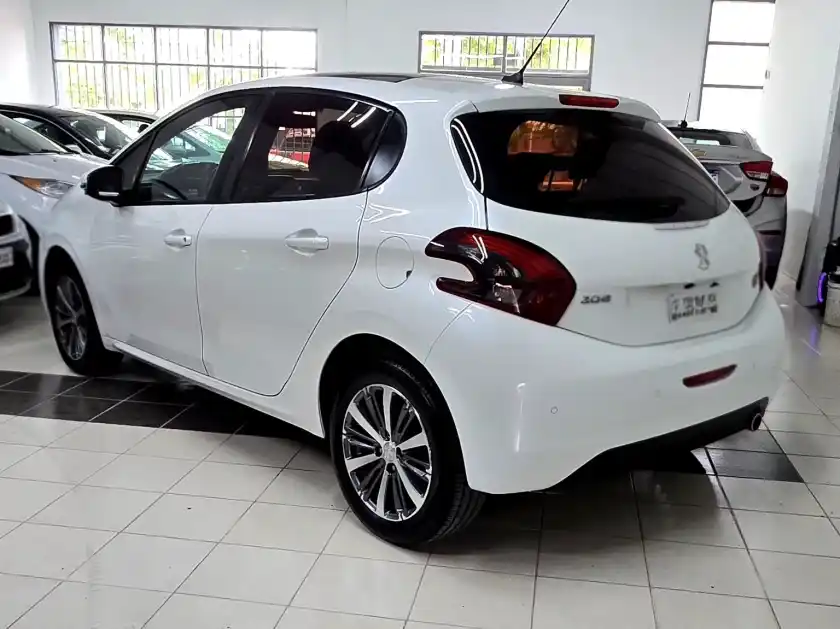 Peugeot 208  2017 - foto 3