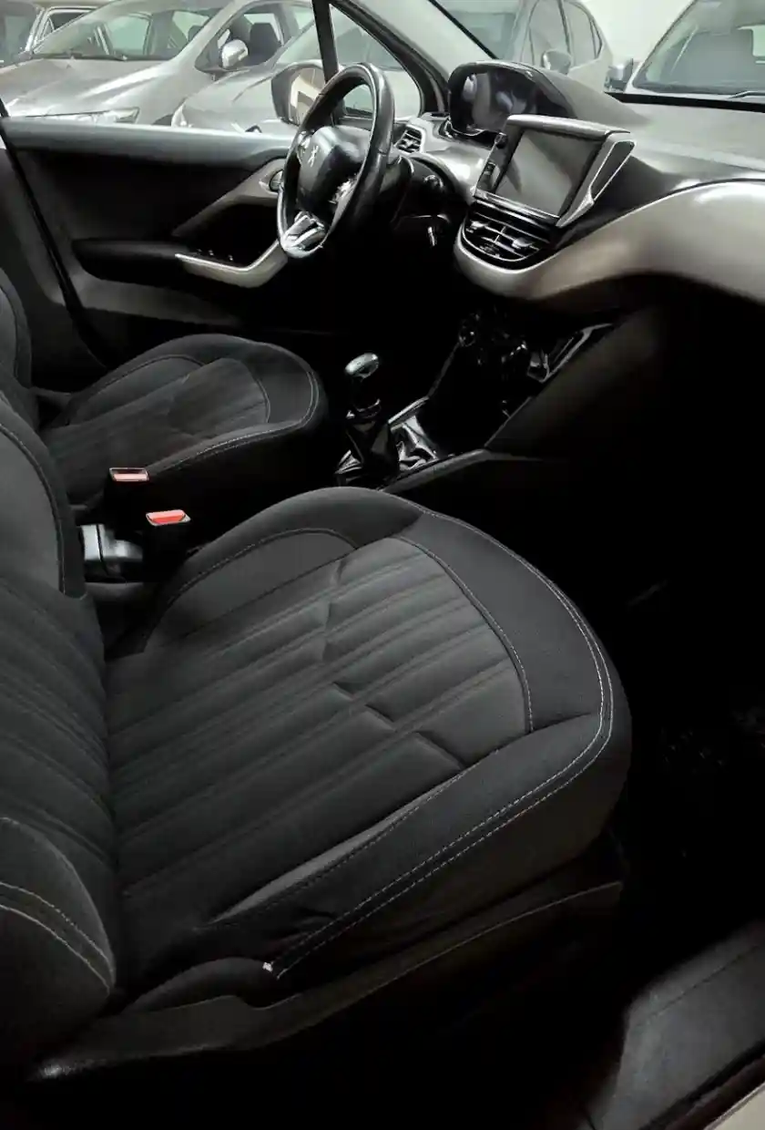 Peugeot 208  2017 - foto 5