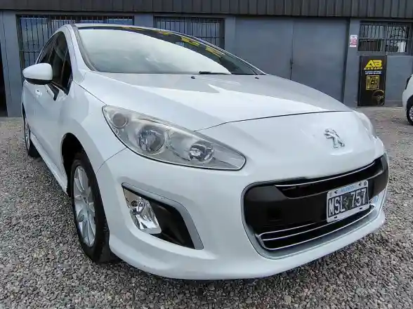 Peugeot 308  2013 - foto 2
