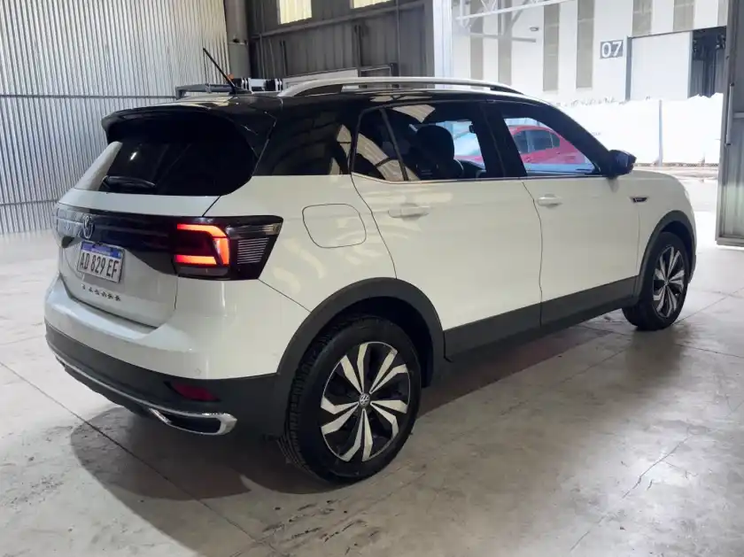 Volkswagen T-Cross  2019 - foto 3