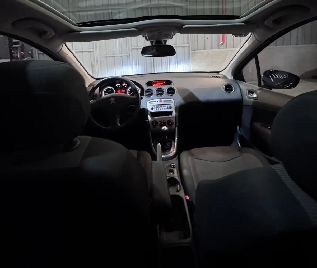 Peugeot 308  2015 - foto 4