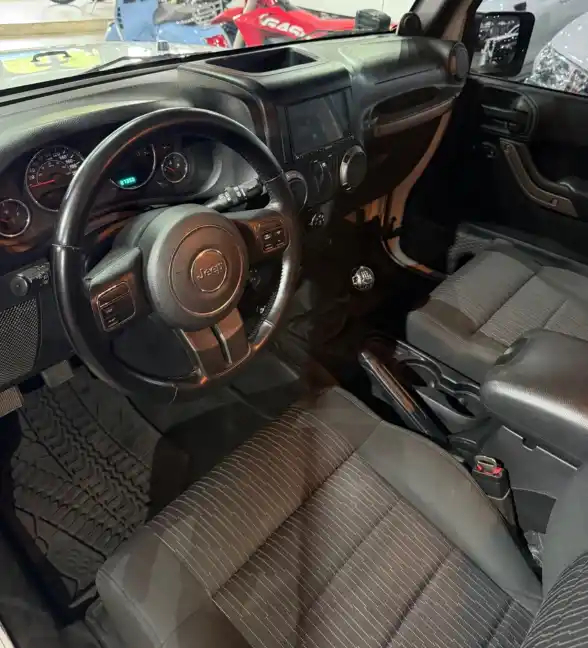 Jeep Wrangler  2012 - foto 4