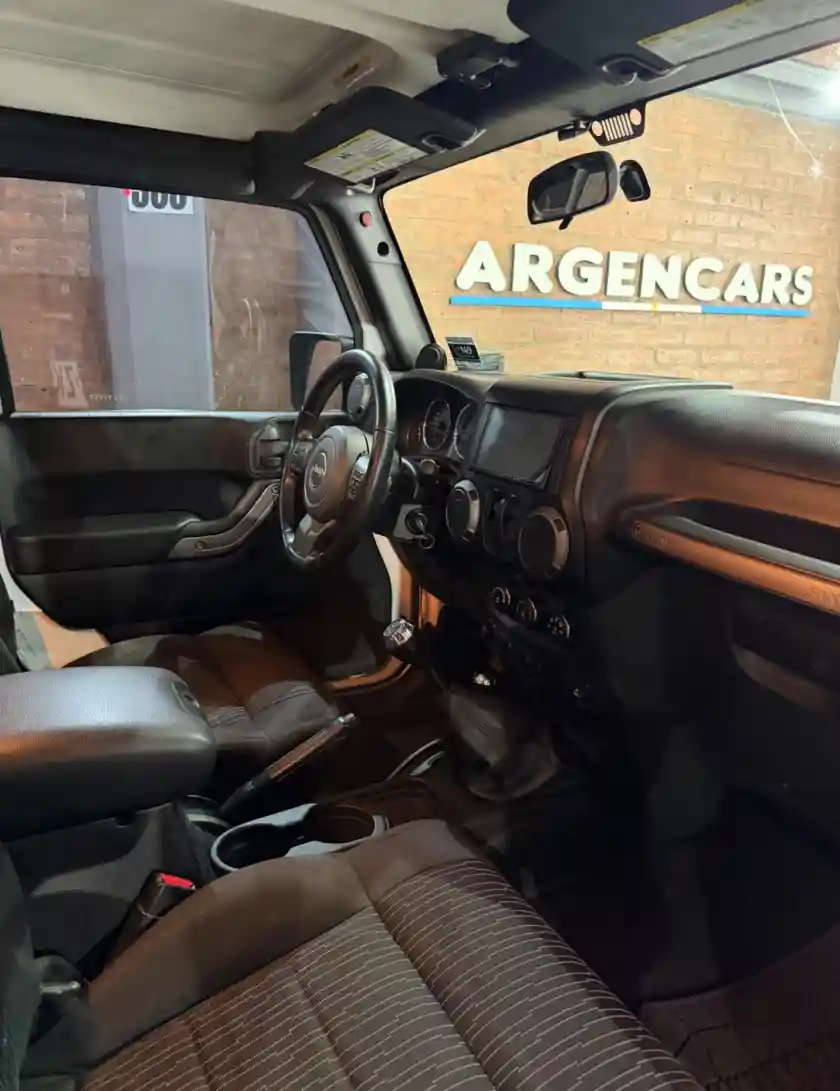 Jeep Wrangler  2012 - foto 5