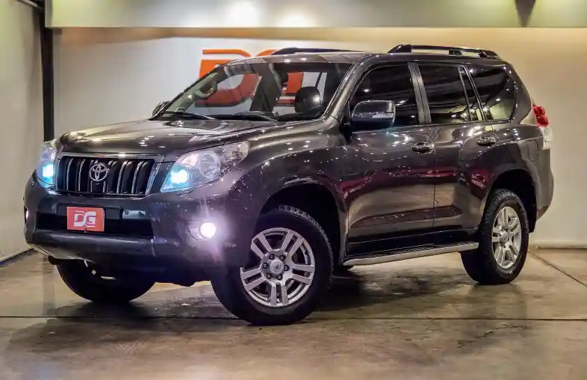 Toyota Land Cruiser  2011 - foto 1