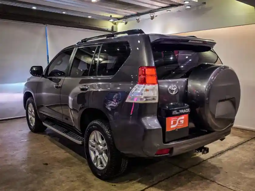 Toyota Land Cruiser  2011 - foto 4