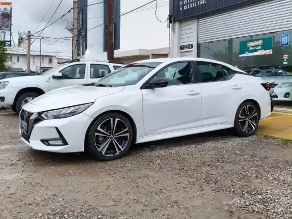Nissan Sentra  2021 - foto 1