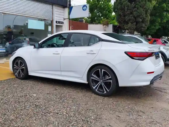 Nissan Sentra  2021 - foto 4