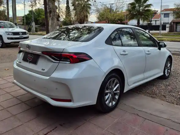 Toyota Corolla  2022 - foto 5
