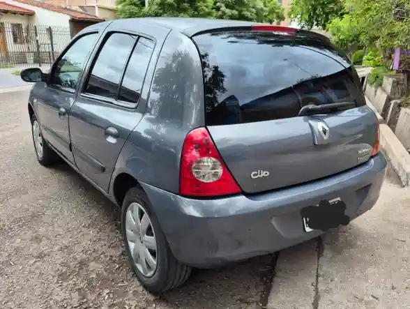 Renault Clio  2010 - foto 4