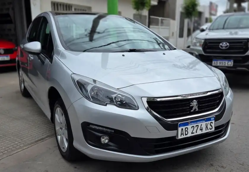 Peugeot 308  2017 - foto 1
