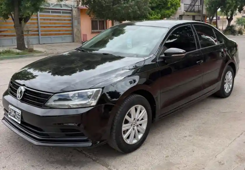 Volkswagen Vento 2015 - foto 1