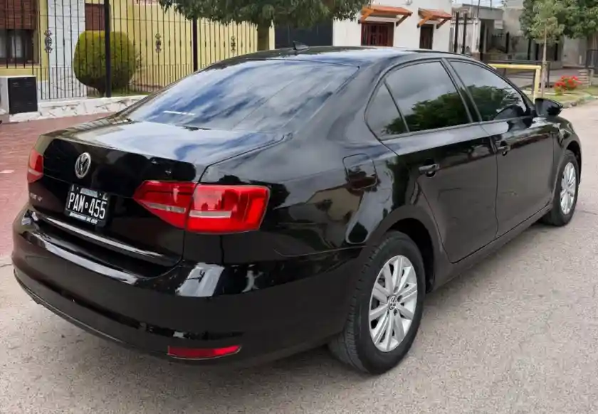 Volkswagen Vento  2015 - foto 5