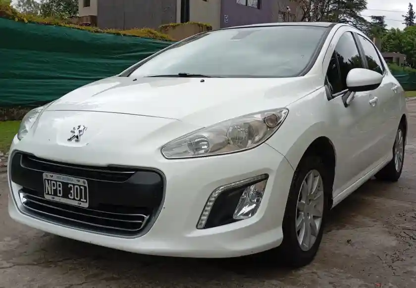 Peugeot 308  2014 - foto 1