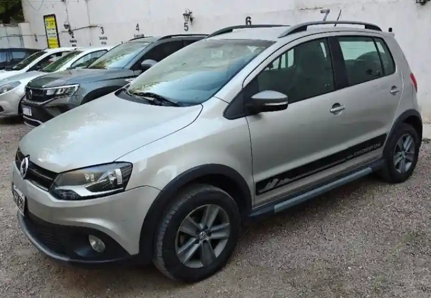 Volkswagen Crossfox  2012 - foto 1