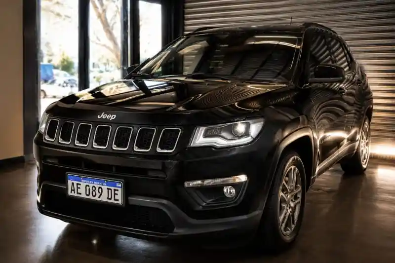JEEP Compass 2020 - foto 1