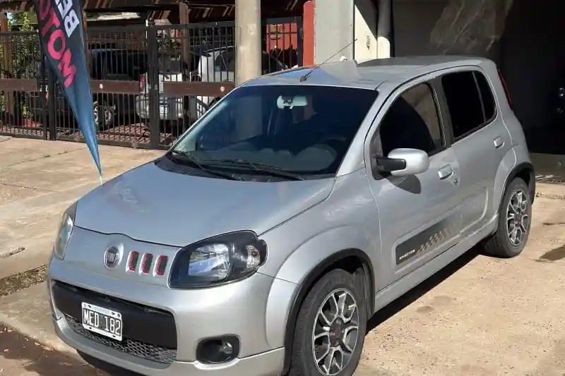 Fiat Uno Sporting 2013 - foto 1