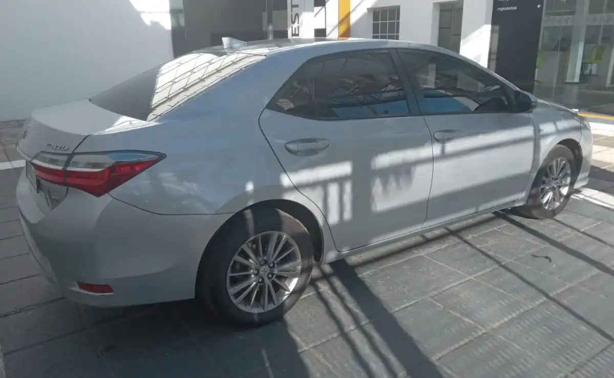 Toyota Corolla Xei 1,8 6M/T 2019 - foto 2